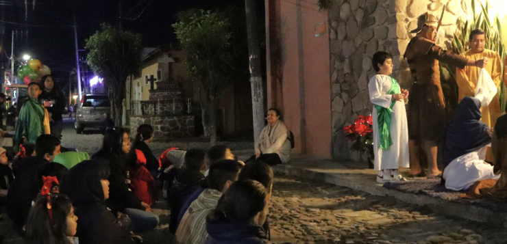 San Antonio Tlayacapan celebrates traditional posaditas